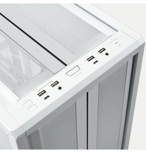 V3000 PLUS - Lian Li Gaming Desktop (white Color)